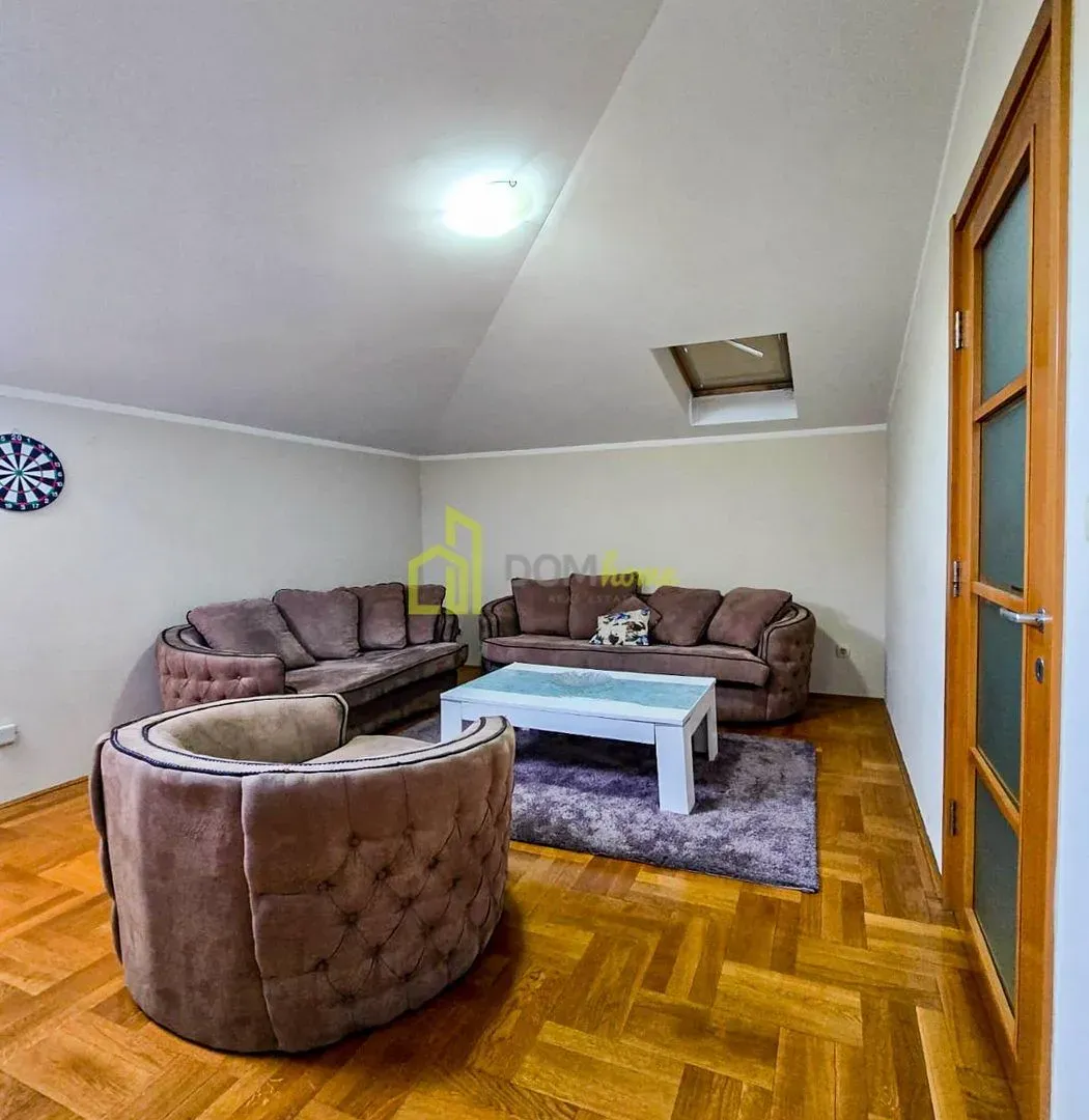 Prodaja, trosoban stan, 92m², Autobuska stanica, Podgorica
