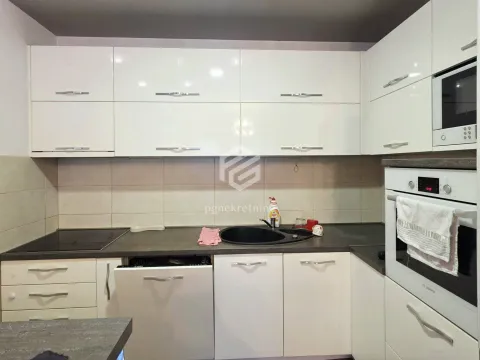 Rent, two bedroom apartment, 75m², City Kvart, Podgorica - image 8