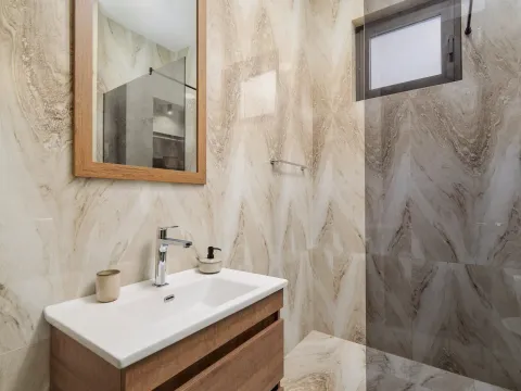 Prodaja, kuća, 419m², Dobrota, Kotor - image 32