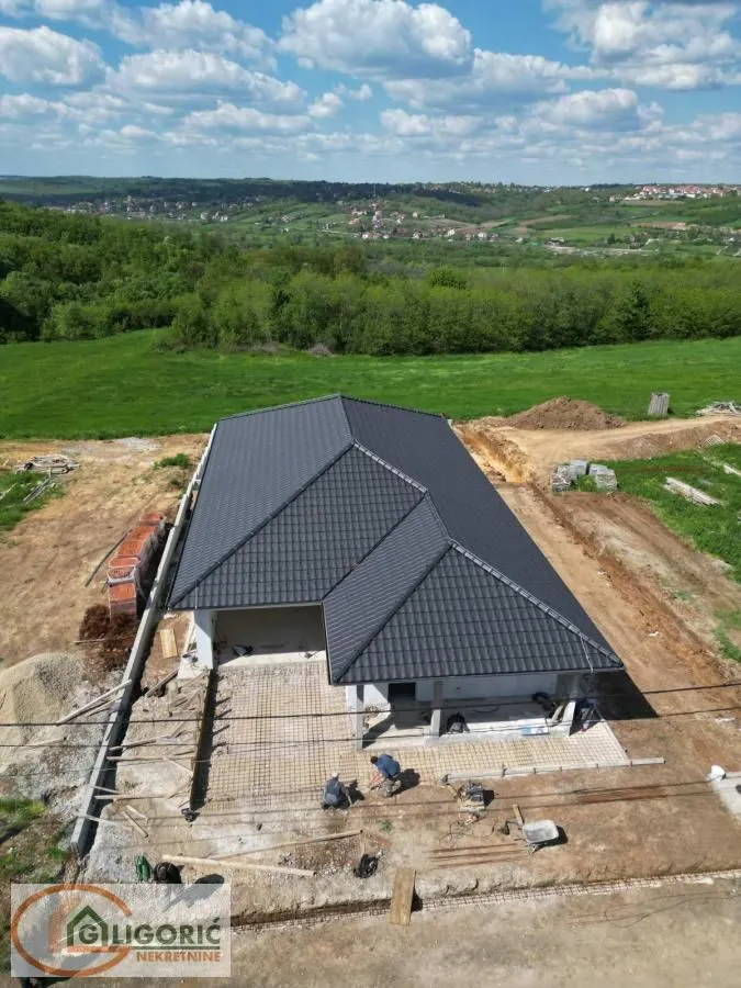 Sale, house, 319m², Kosmaj, Sopot
