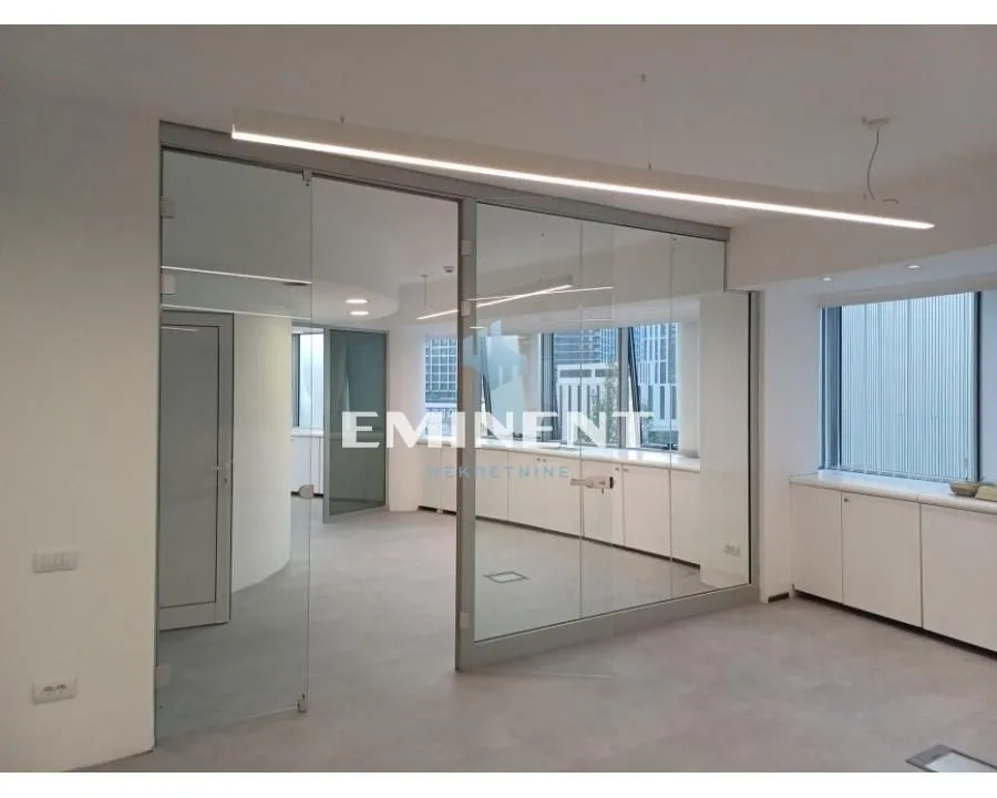 Rent, office space, 200m², Savski Venac, Beograd