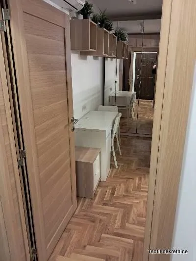 Rent, studio apartment, 30m², Stari Grad, Beograd
