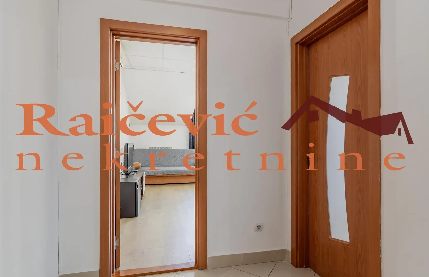 Sale, one bedroom apartment, 33m², Autokomanda, Voždovac Sve Podlokacije