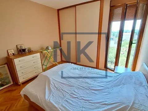 Rent, two bedroom apartment, 65m², Pejton, Podgorica - image 5