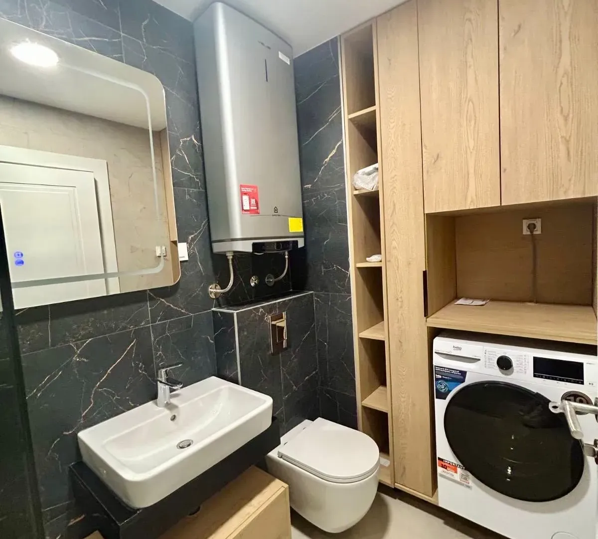Izdavanje, jednosoban stan, 51m², Tološi, Podgorica
