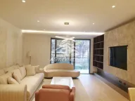 Izdavanje, dvosoban stan, 104m², Cvetni Trg, Vračar Sve Podlokacije - image 1