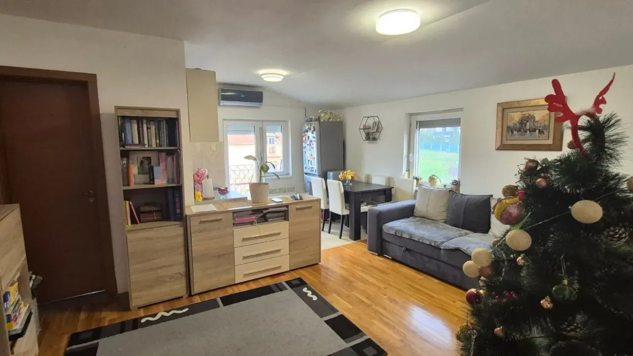 Prodaja, dvosoban stan, 42m², Višnjica, Palilula Sve Podlokacije