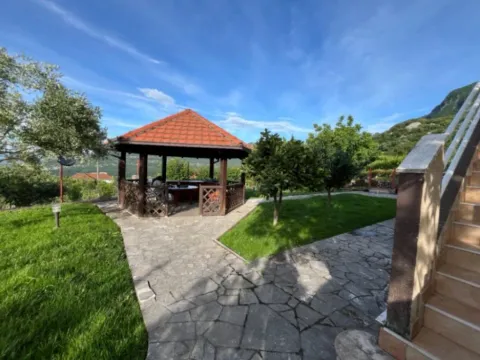 Prodaja, kuća, 200m², Crmnica, Bar - image 11