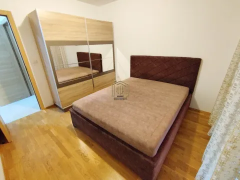 Izdavanje, dvosoban stan, 71m², Stari Aerodrom, Podgorica - image 2