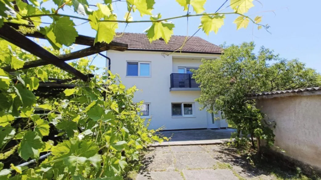 Prodaja, kuća, 170m², Lozničko Polje, Loznica