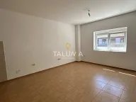 Izdavanje, jednosoban stan, 27m², Centar, Podgorica - image 1