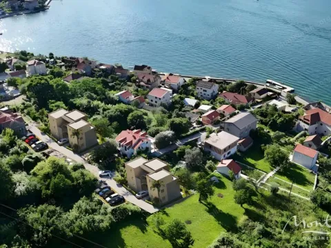 Prodaja, jednosoban stan, 55m², Stoliv, Kotor - image 7
