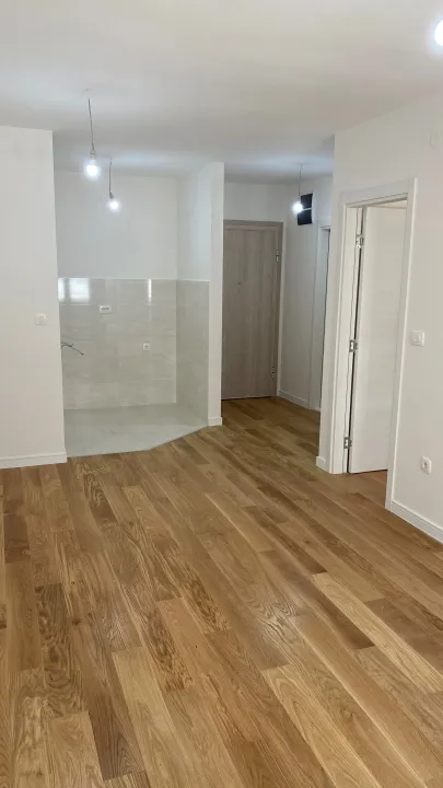Izdavanje, dvosoban stan, 40m², City Kvart, Podgorica