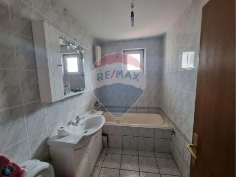 Prodaja, trosoban stan, 81m², Crveni Pevac, Niš - image 9