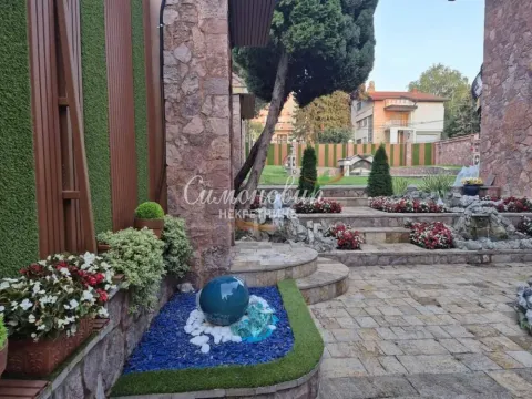 Prodaja, kuća, 830m², Savski Venac, Beograd