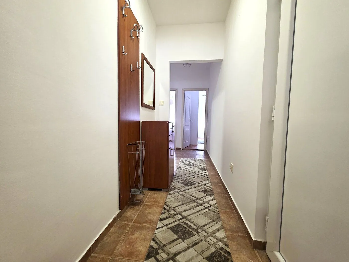 Rent, apartment, 72m², Ljubović, Podgorica