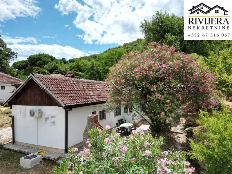 Prodaja, kuća, 92m², Savina, Herceg Novi