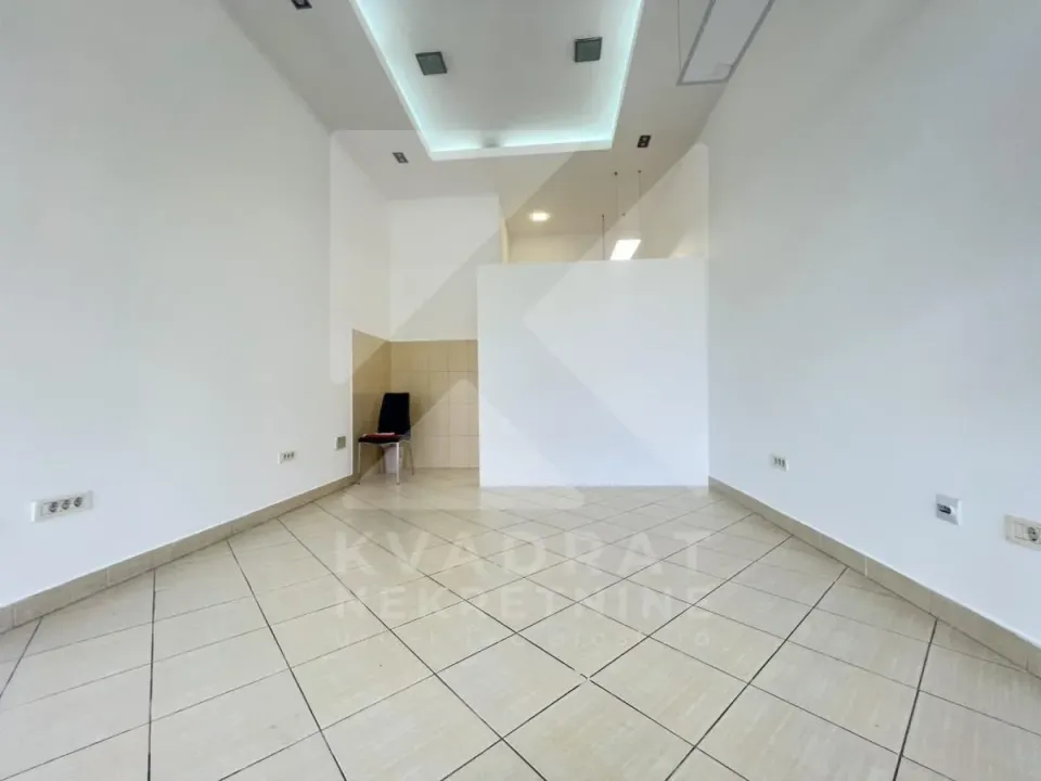 Rent, office space, 23m², Stari Aerodrom, Podgorica