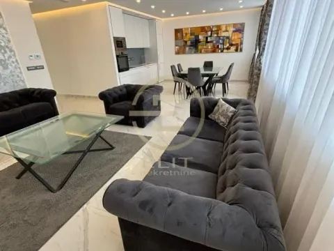 Rent, four bedroom apartment, 98m², Tatarsko brdo, Petrovaradin - image 2