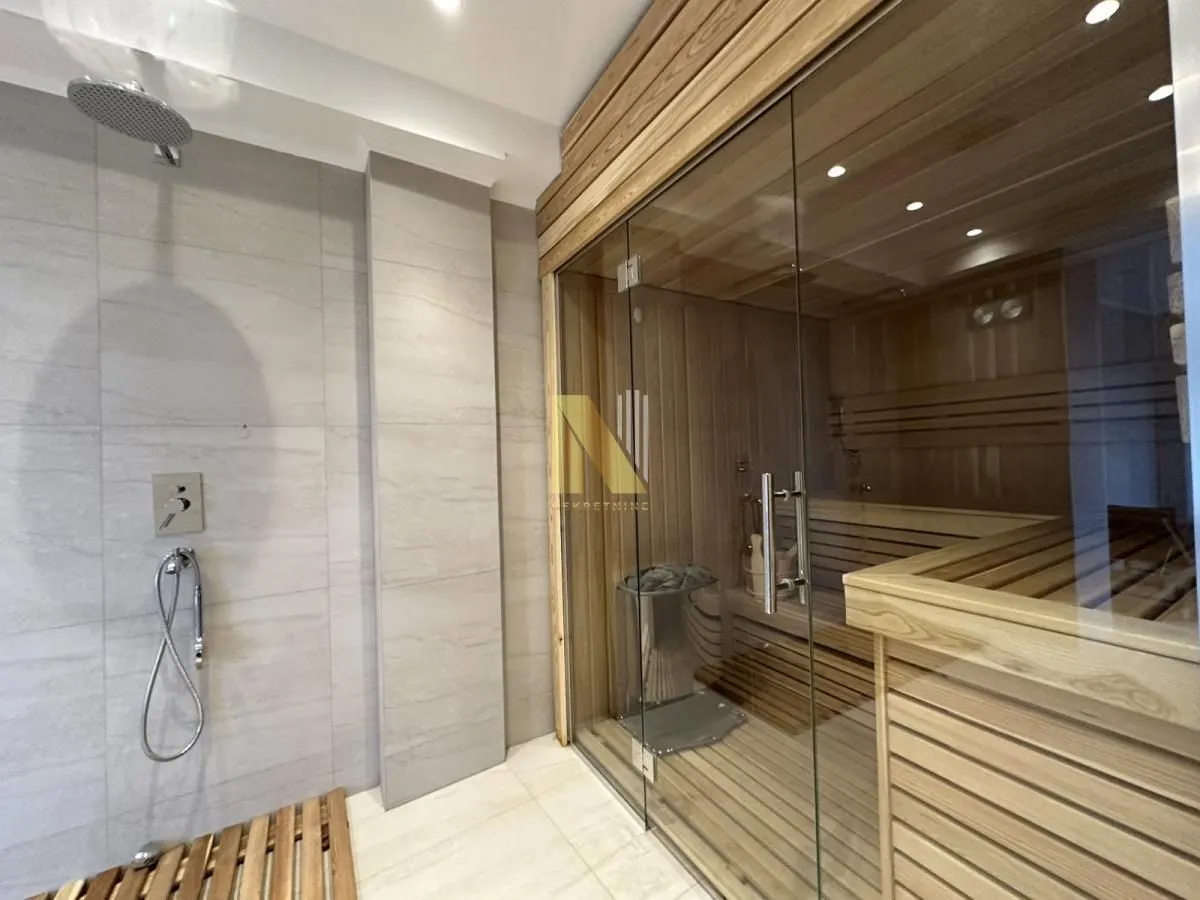 Izdavanje, kuća, 300m², Beočin, Srbija