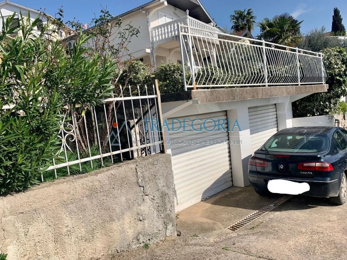 Prodaja, kuća, 240m², Dobra Voda, Bar