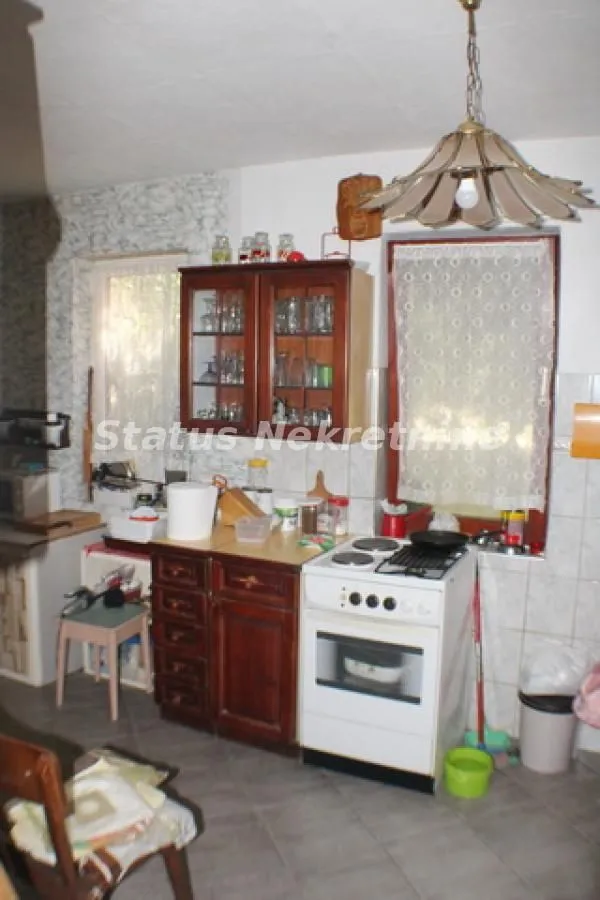 Prodaja, kuća, 104m², Petrovaradin, Novi Sad