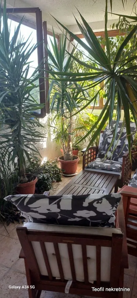 Izdavanje, kuća, 350m², Savski Venac, Beograd