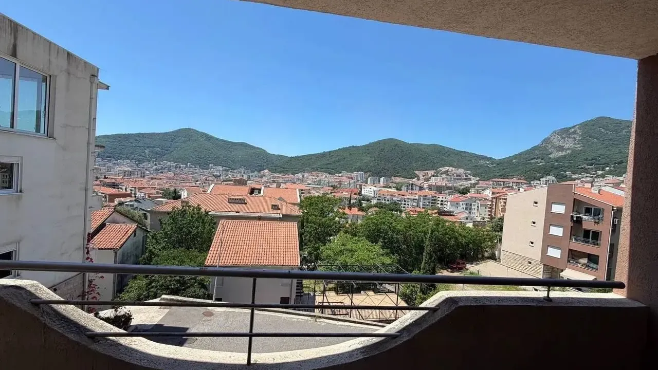 Sale, one bedroom apartment, 53m², Centar, Budva