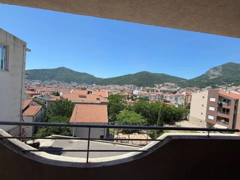 Sale, one bedroom apartment, 53m², Centar, Budva - image 1