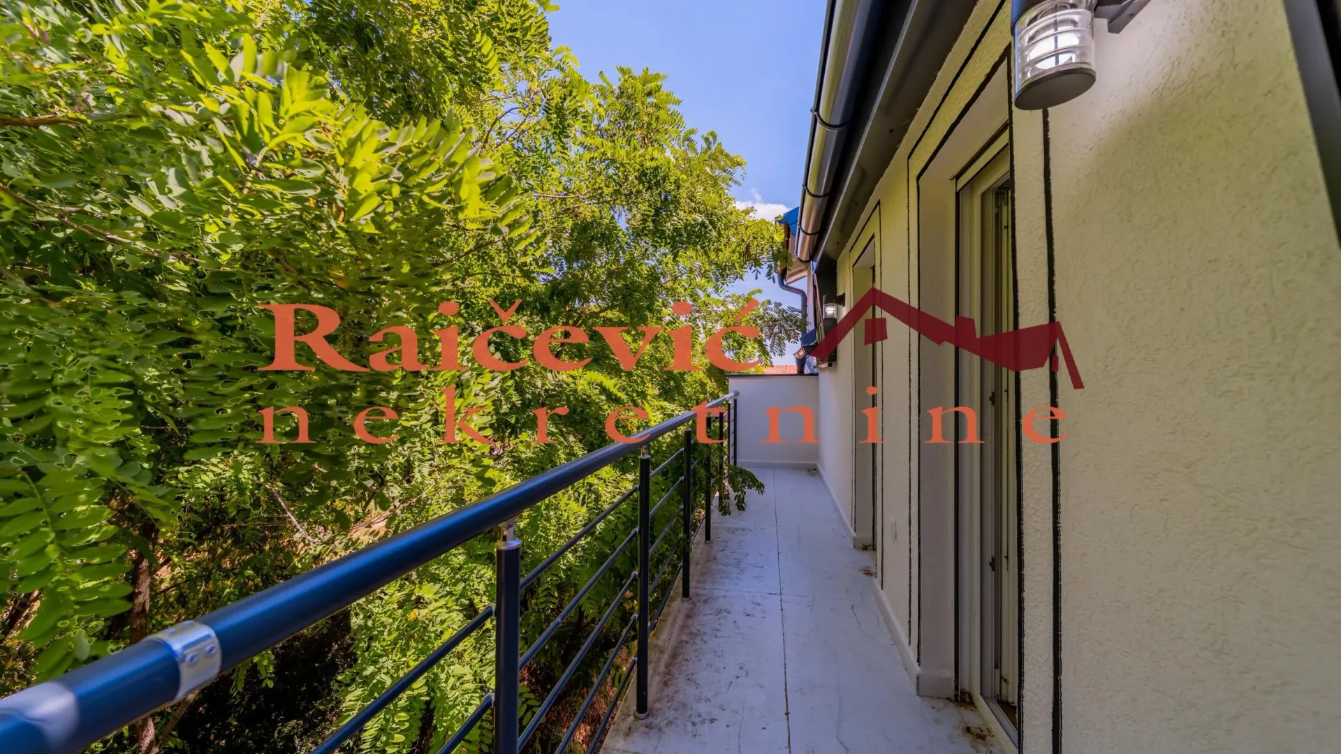 Prodaja, trosoban stan, 80m², Grocka, Beograd