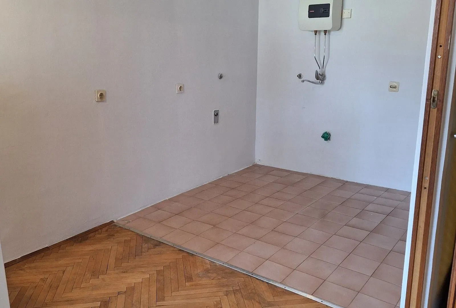 Prodaja, dvosoban stan, 70m², Zabjelo, Podgorica