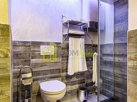 Izdavanje, jednosoban stan, 30m², Budva, Crna Gora - image 10