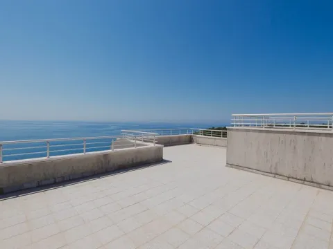 Rent, office space, 190m², Budva, Crna Gora - image 12