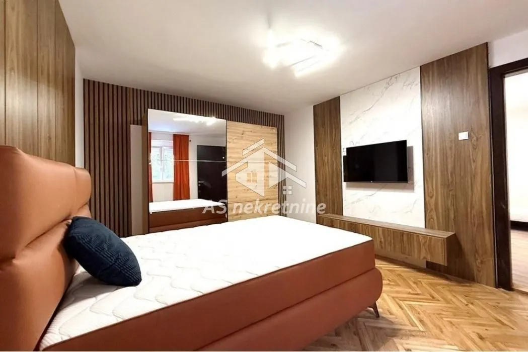 Prodaja, dvosoban stan, 48m², Kalenić Pijaca, Vračar Sve Podlokacije