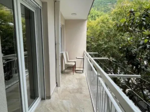 Izdavanje, stan, 39m², Podkošljun, Budva - image 6