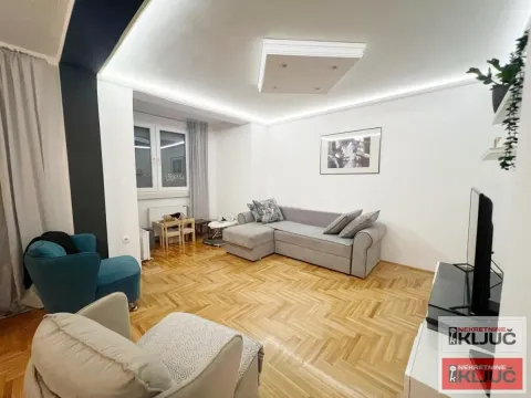 Stan in Bulevar patrijarha Pavla