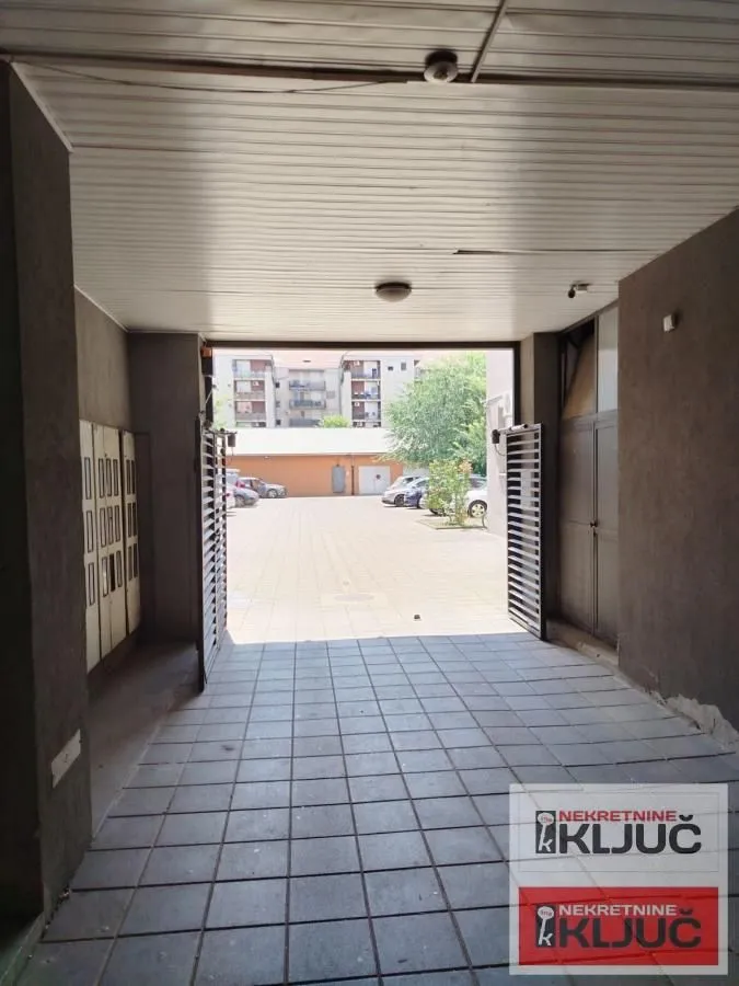 Izdavanje, jednosoban stan, 35m², Nova Detelinara, Novi Sad Sve Podlokacije