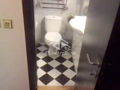 Rent, two bedroom apartment, 40m², Stari Grad, Beograd - image 12