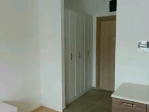 Izdavanje, garsonjera, 33m², Drac, Podgorica - image 4