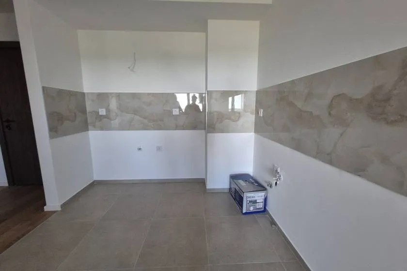 Prodaja, trosoban stan, 71m², Hala Pionir, Palilula Sve Podlokacije