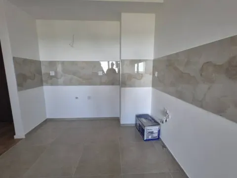 Prodaja, trosoban stan, 71m², Hala Pionir, Palilula Sve Podlokacije - image 2