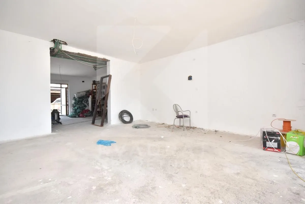 Rent, office space, 300m², Gornja Gorica, Podgorica