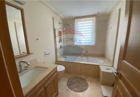 Sale, one bedroom apartment, 68m², Tivat, Crna Gora - image 11