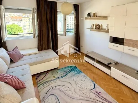 Rent, two bedroom apartment, 72m², Palata Pravde, Beograd - image 1