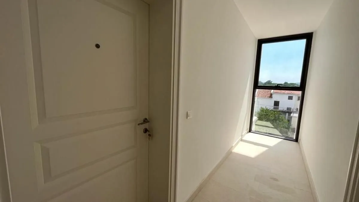 Prodaja, jednosoban stan, 46m², Tivat, Crna Gora