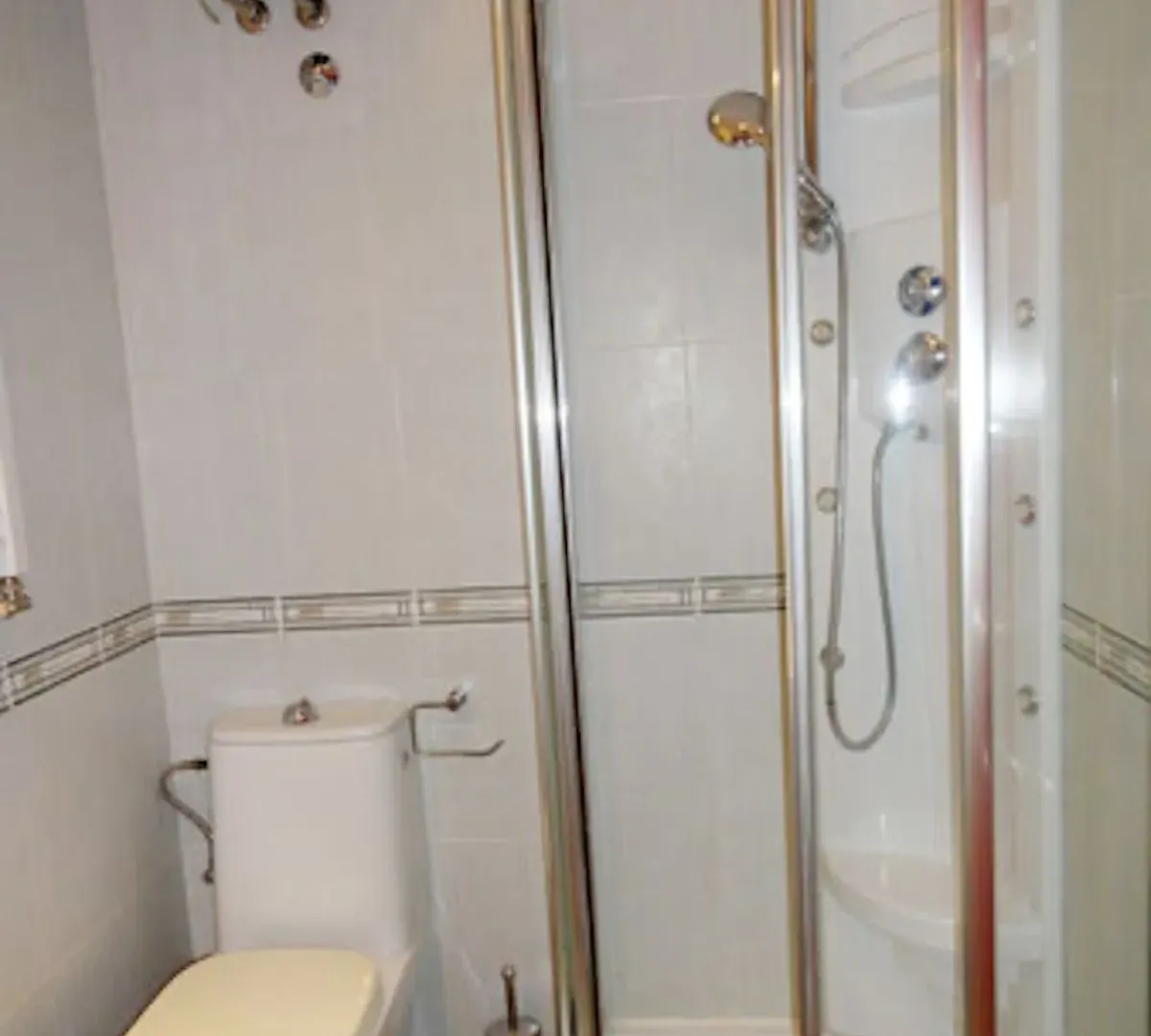 Prodaja, četvorosoban stan, 107m², Vračar Sve Podlokacije, Beograd
