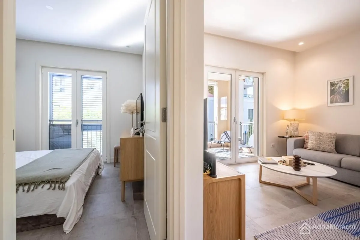 Prodaja, jednosoban stan, 57m², Radovići, Tivat