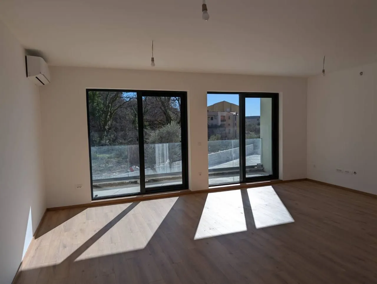 Sale, two bedroom apartment, 93m², Kamenovo, Budva