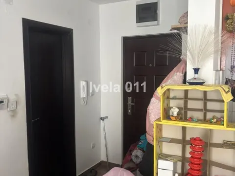 Prodaja, jednosoban stan, 31m², Vojvode Vlahovica, Beograd - image 2