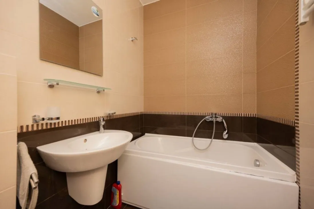 Izdavanje, jednosoban stan, 48m², Blok 9, Podgorica